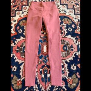 Alo Airbrush leggings